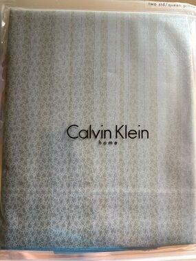 Calvin Klein Home Pillowcases NWT